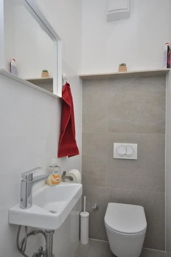 Apartment Carmen, Znjan, Split
